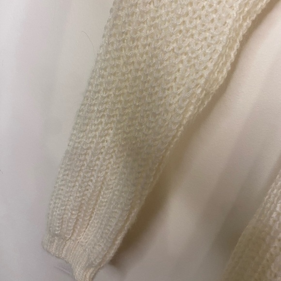 NWT Chicos Open Classic Knit Ivory Sweater Cardigan Size 1 - Picture 4 of 10